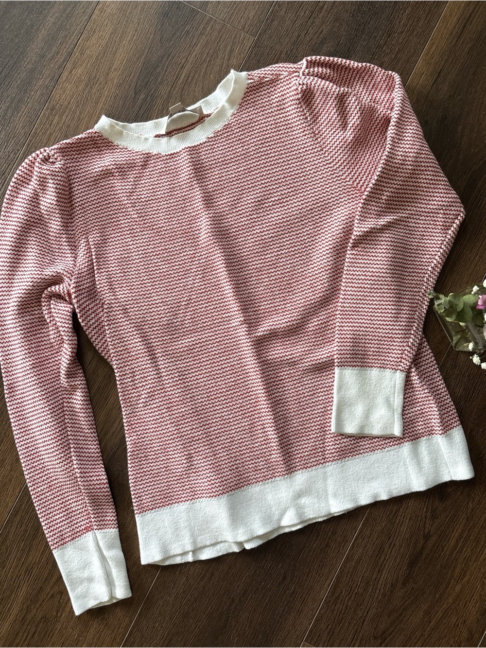 LOFT Red and White Zigzag Knit Top